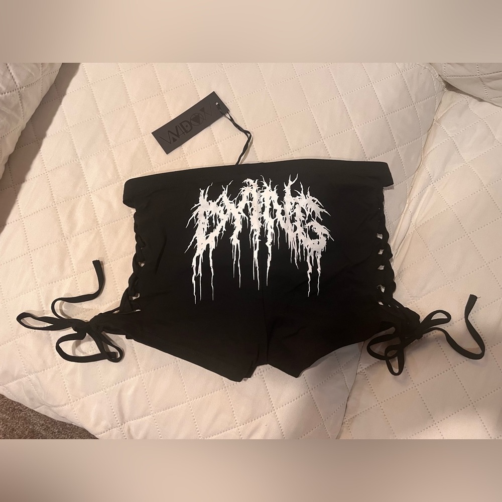 ‘Dying’ shorts